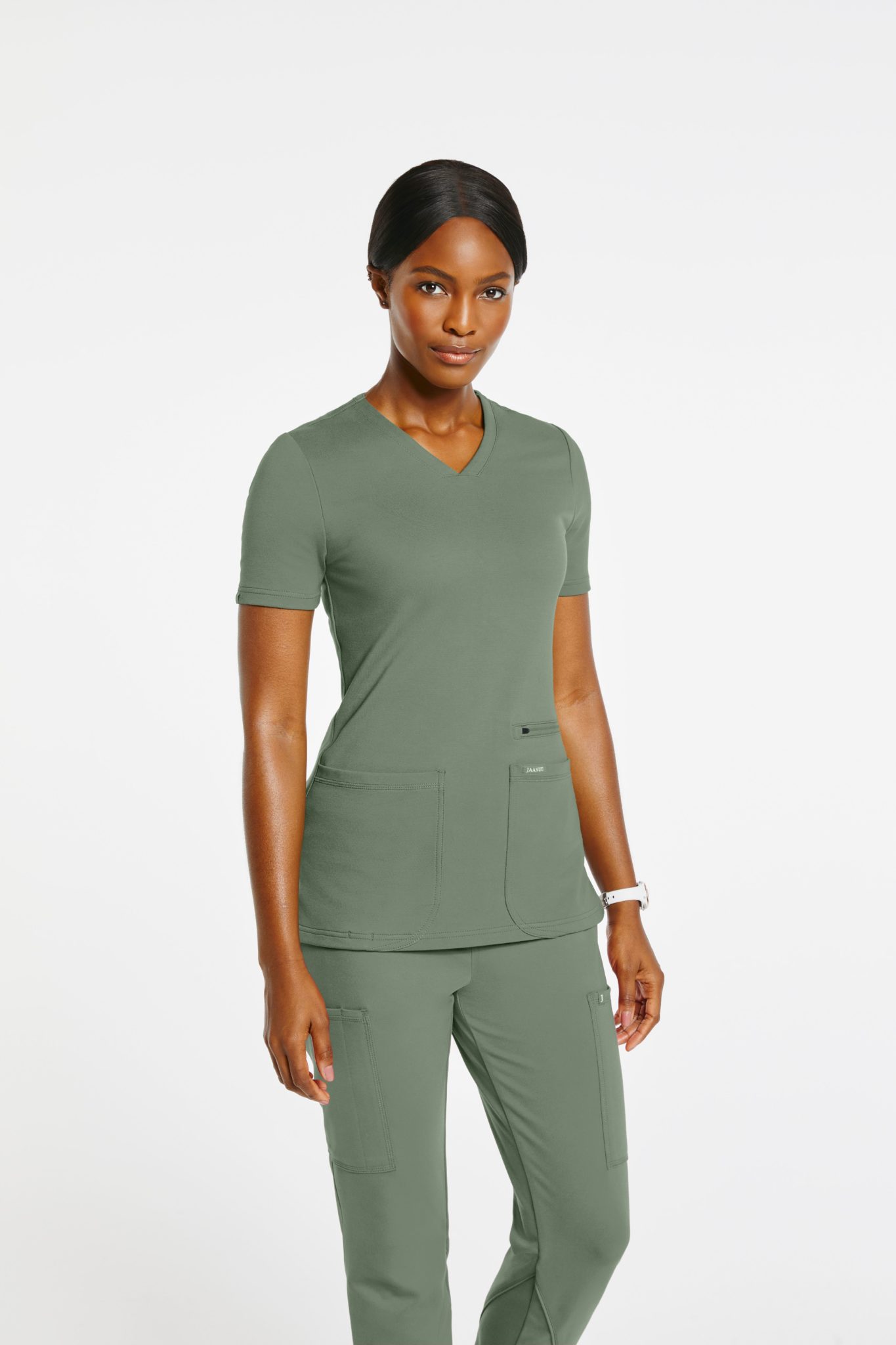 8 Fashionable Scrubs To Make You Feel Stylish at the Hospital | Jaanuu