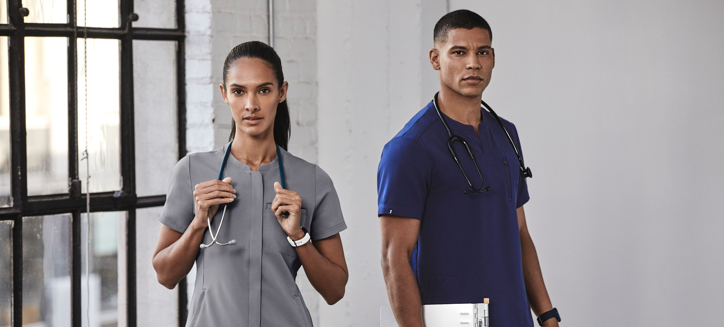 What are 3 fashionable scrubs to make you feel stylish at the hospital? -  Quora