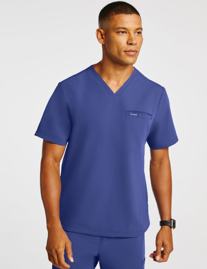 How Scrubs Should Fit: A Guide To Choose The Right Size
