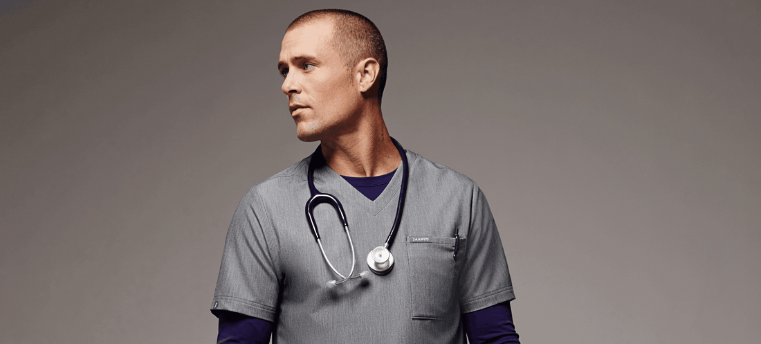 Nurse-wearing-pocket-V-neck-top.png