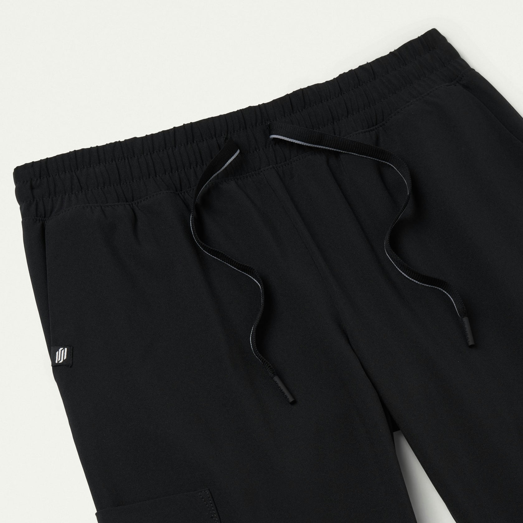 Fiora Slim ULTRAlite Scrub Jogger - Black - WOMEN'S PANTS - Jaanuu