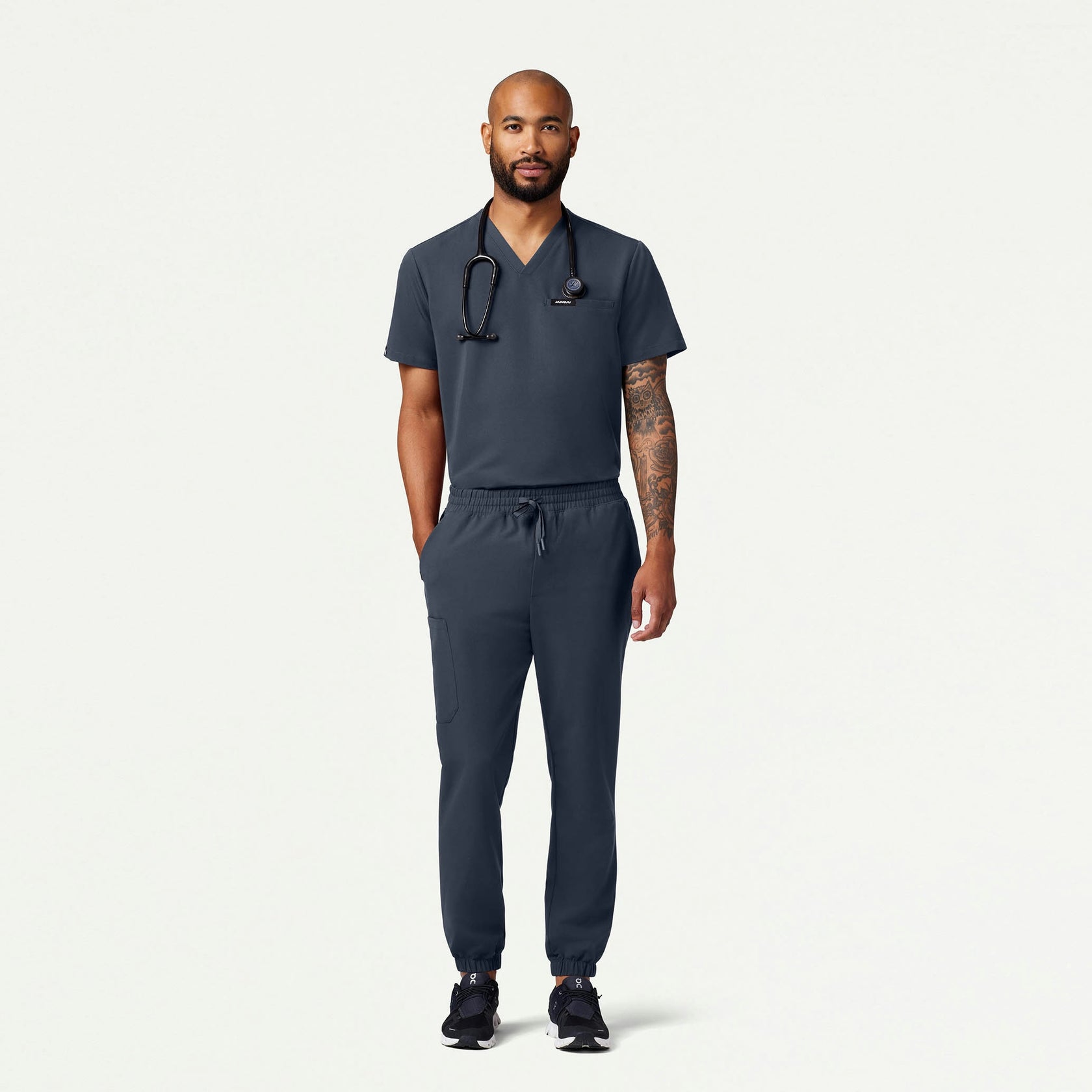 Romin 1-Pocket Scrub Top - Carbon Gray - MEN'S TOPS - Jaanuu