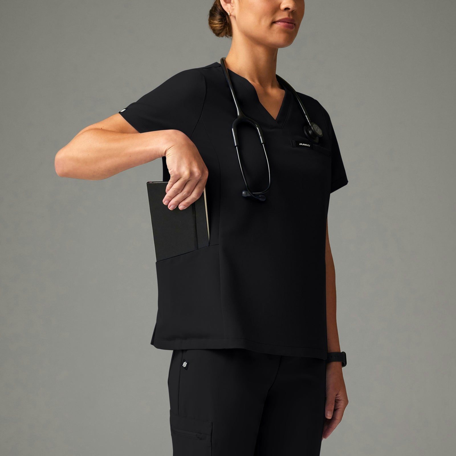 Magna 3-Pocket Scrub Top - Black - WOMEN'S TOPS - Jaanuu