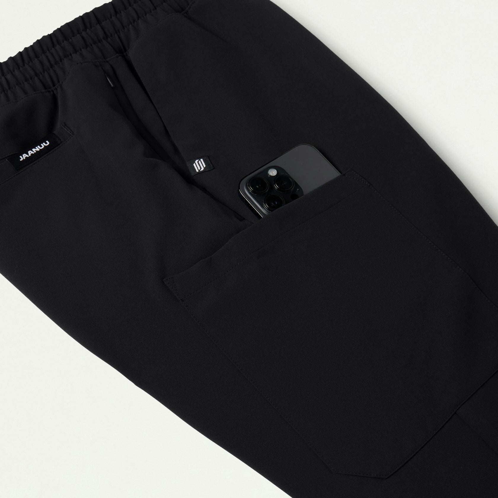 Rhodes Slim Crossover Scrub Jogger - Black - MEN'S PANTS - Jaanuu