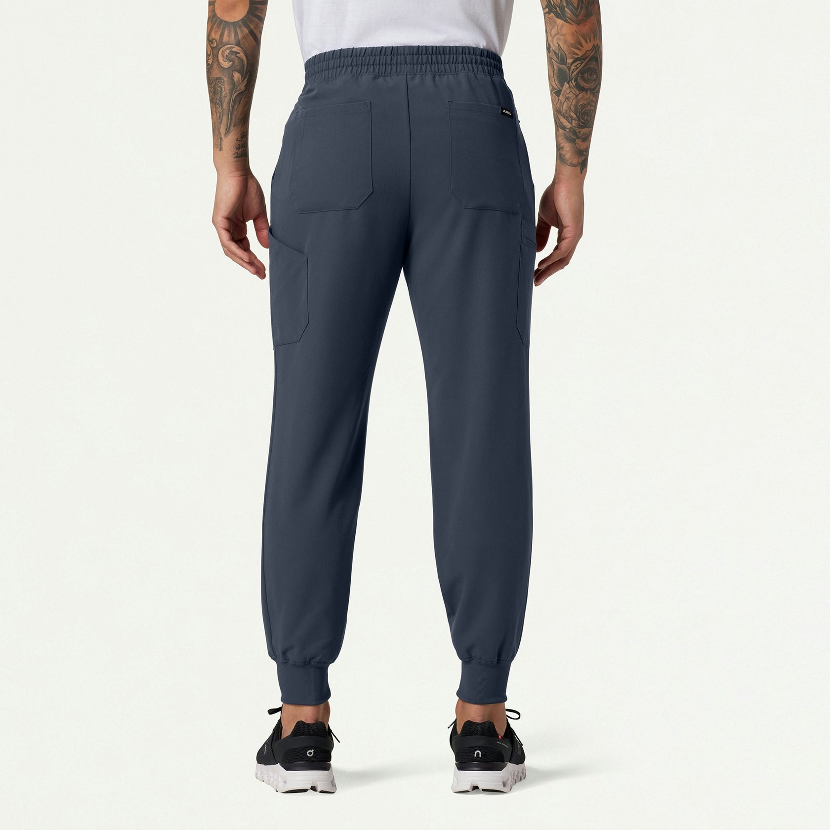 Osmo 8-Pocket Scrub Jogger - Carbon Gray - MEN'S PANTS - Jaanuu