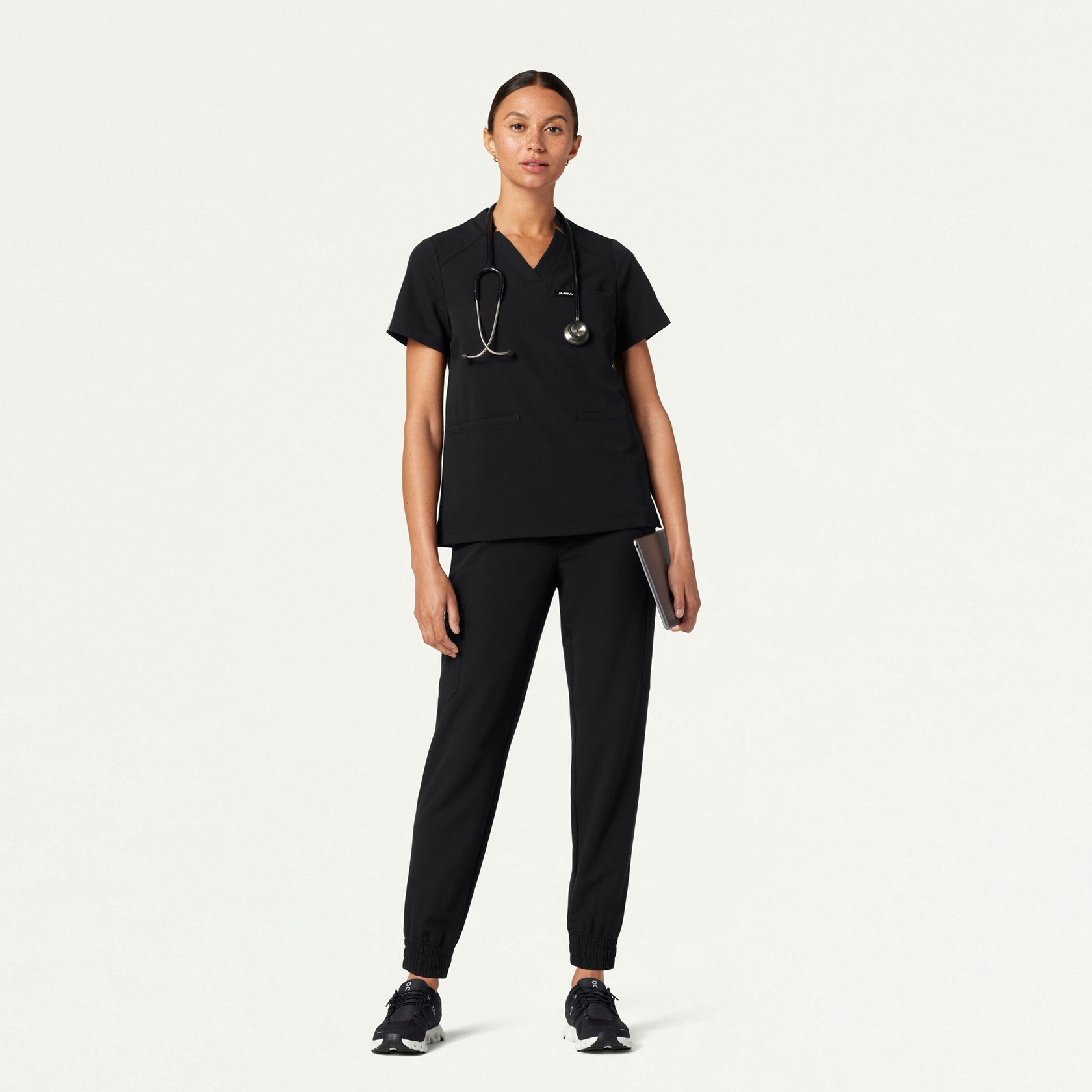 Neo Everyday Cargo Scrub Jogger - Black - WOMEN'S PANTS - Jaanuu