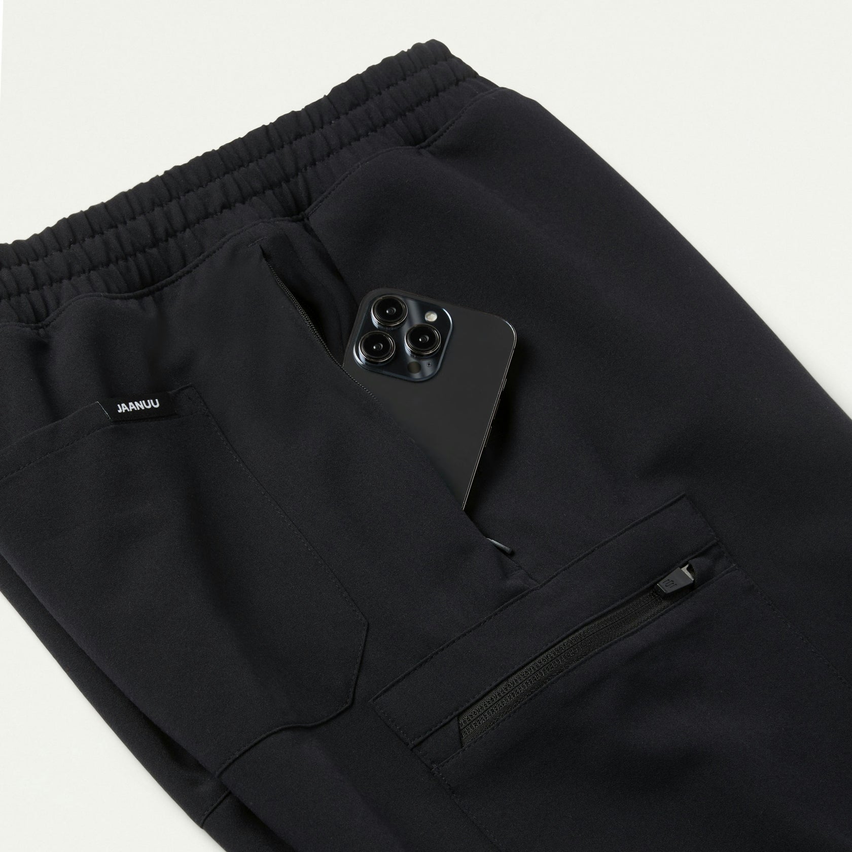 Osmo 8-Pocket Scrub Jogger - Black - MEN'S PANTS - Jaanuu