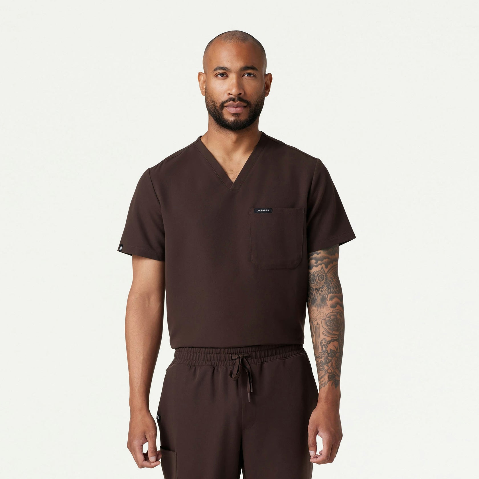 Holmes Everyday 1-Pocket Scrub Top - Espresso - MEN'S TOPS - Jaanuu