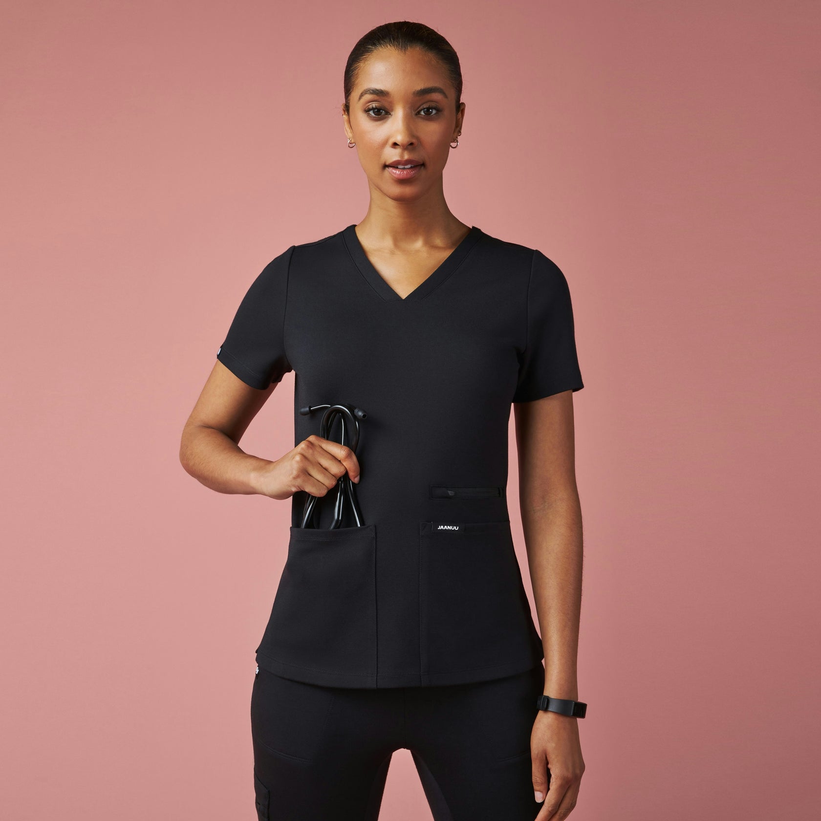 Kass Slim 4-Pocket ULTRAsoft Scrub Top - Black - WOMEN'S TOPS - Jaanuu