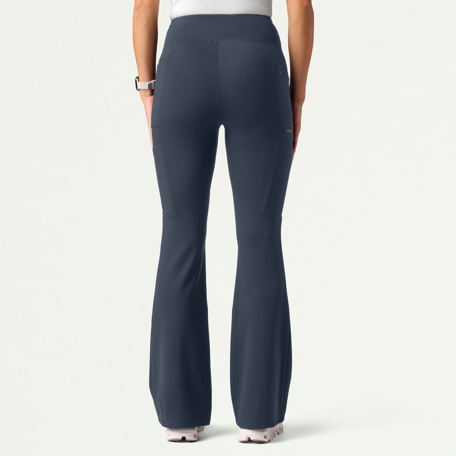 Mila ULTRAsoft Yoga Scrub Pant - Carbon Gray - WOMEN'S PANTS - Jaanuu