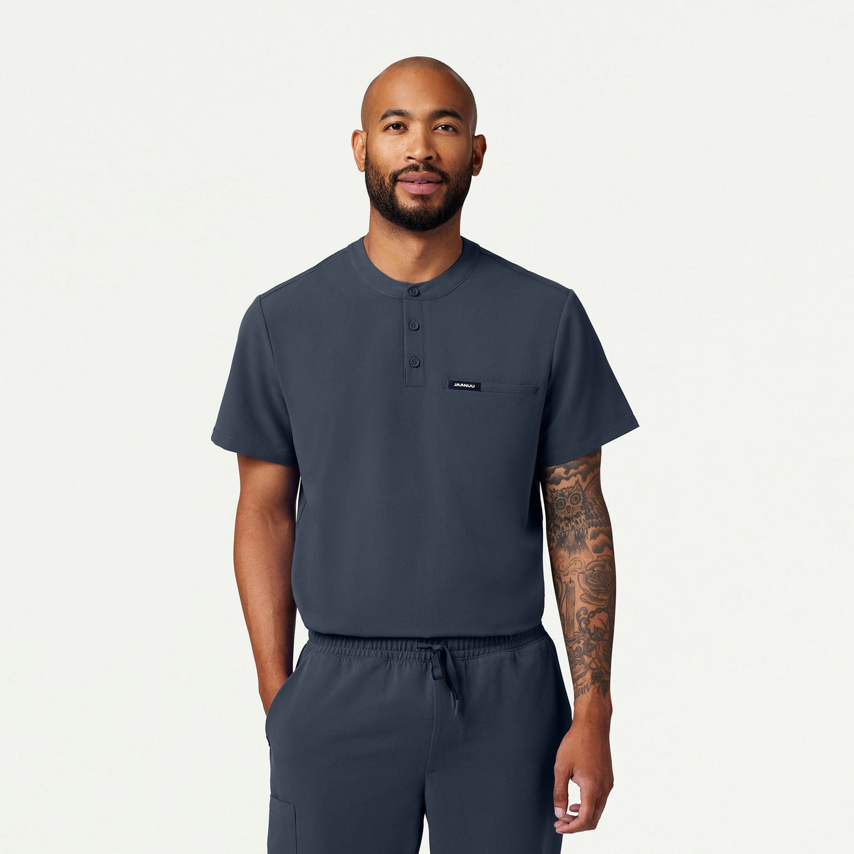 Reeve Henley Scrub Top - Carbon Gray - MEN'S TOPS - Jaanuu